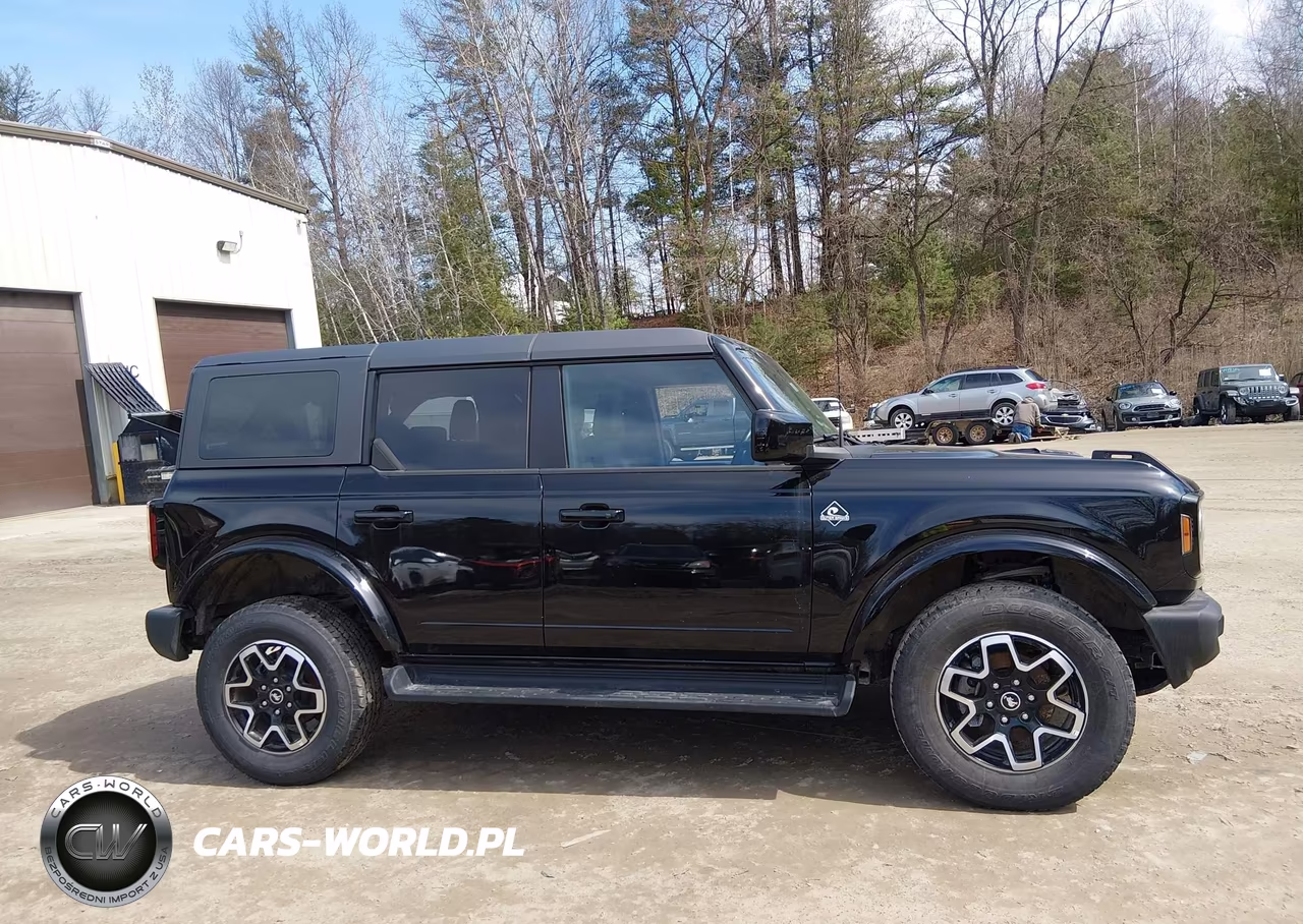 2025 Ford Bronco Outer Banks VIN:1FMDE8BH2SLA55518 - 13