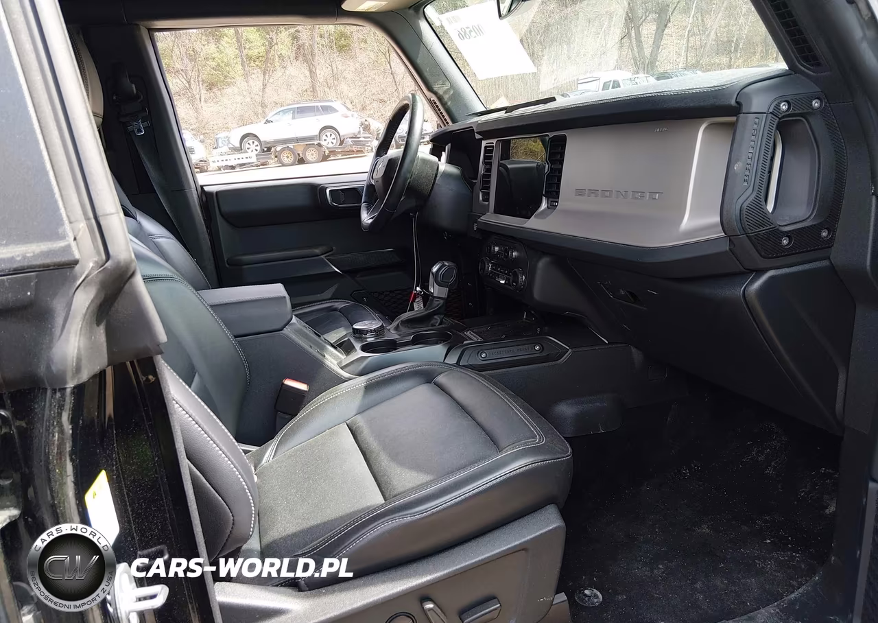 2025 Ford Bronco Outer Banks VIN:1FMDE8BH2SLA55518 - 5
