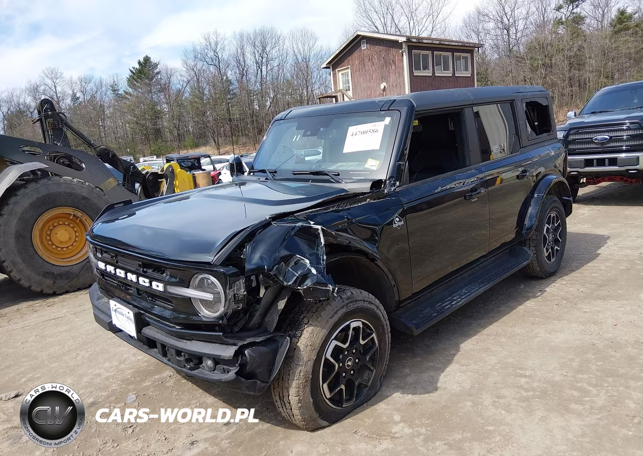 2025 Ford Bronco Outer Banks VIN:1FMDE8BH2SLA55518 - 6