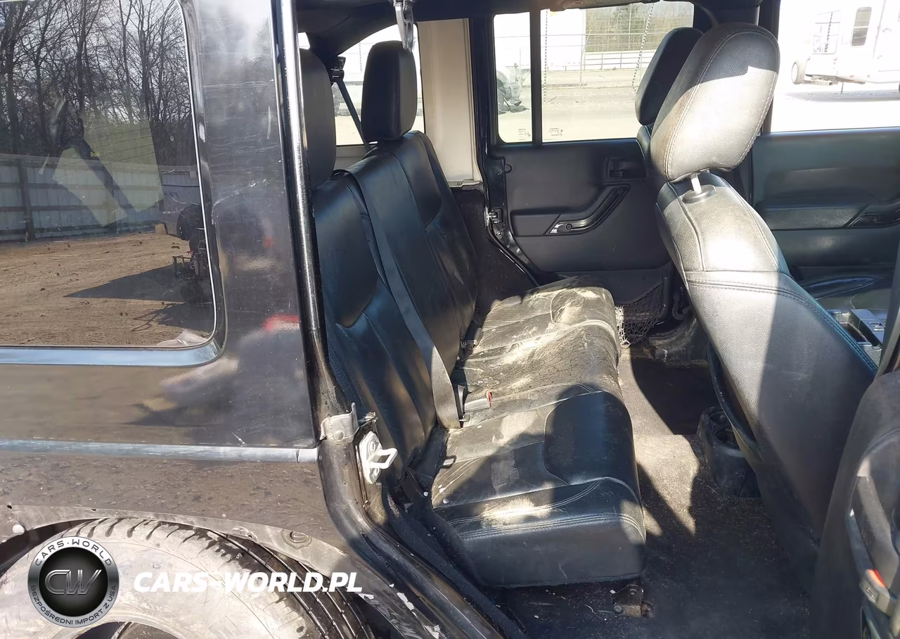 2015 Jeep Wrangler Unlimited Altitude VIN:1C4BJWEG1FL766387 - 8