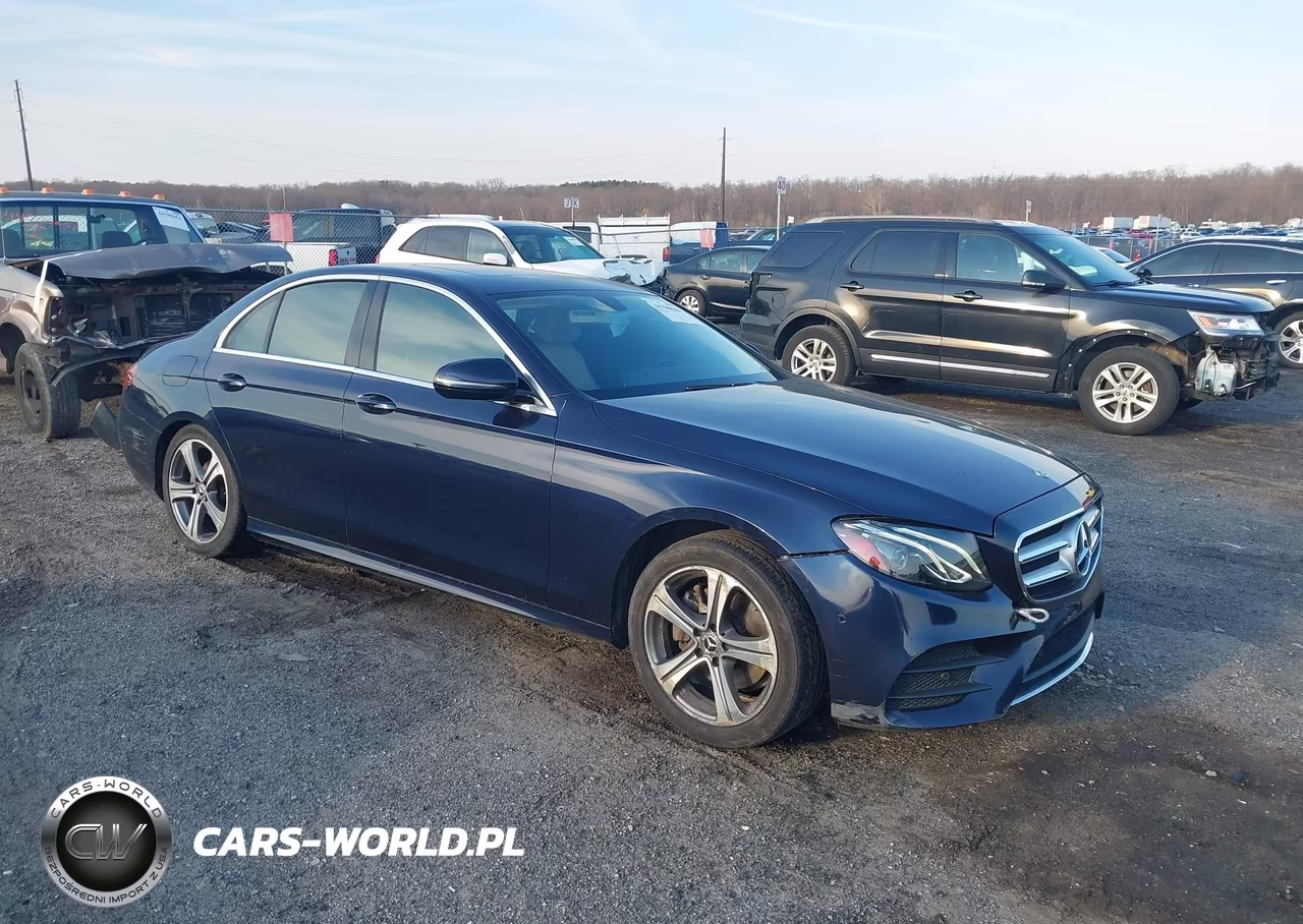 2018 Mercedes-Benz E 300 4Matic – zdjęcie 1 z 16