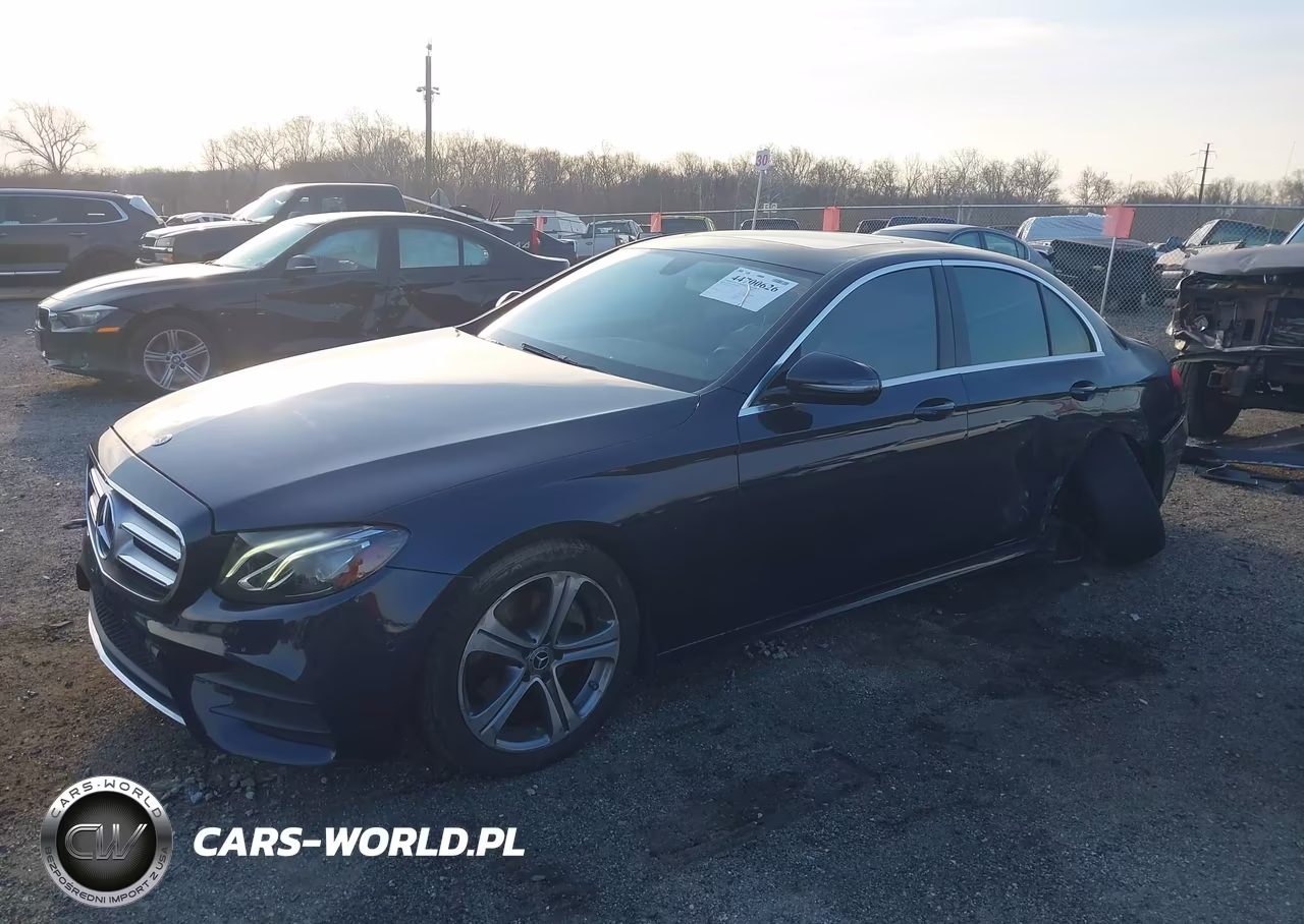 2018 Mercedes-Benz E 300 4Matic VIN:WDDZF4KB6JA330917 - 2