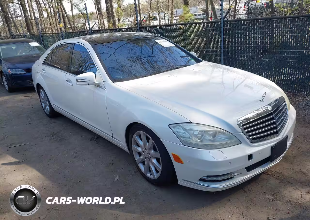 2011 Mercedes-Benz S 550 4Matic