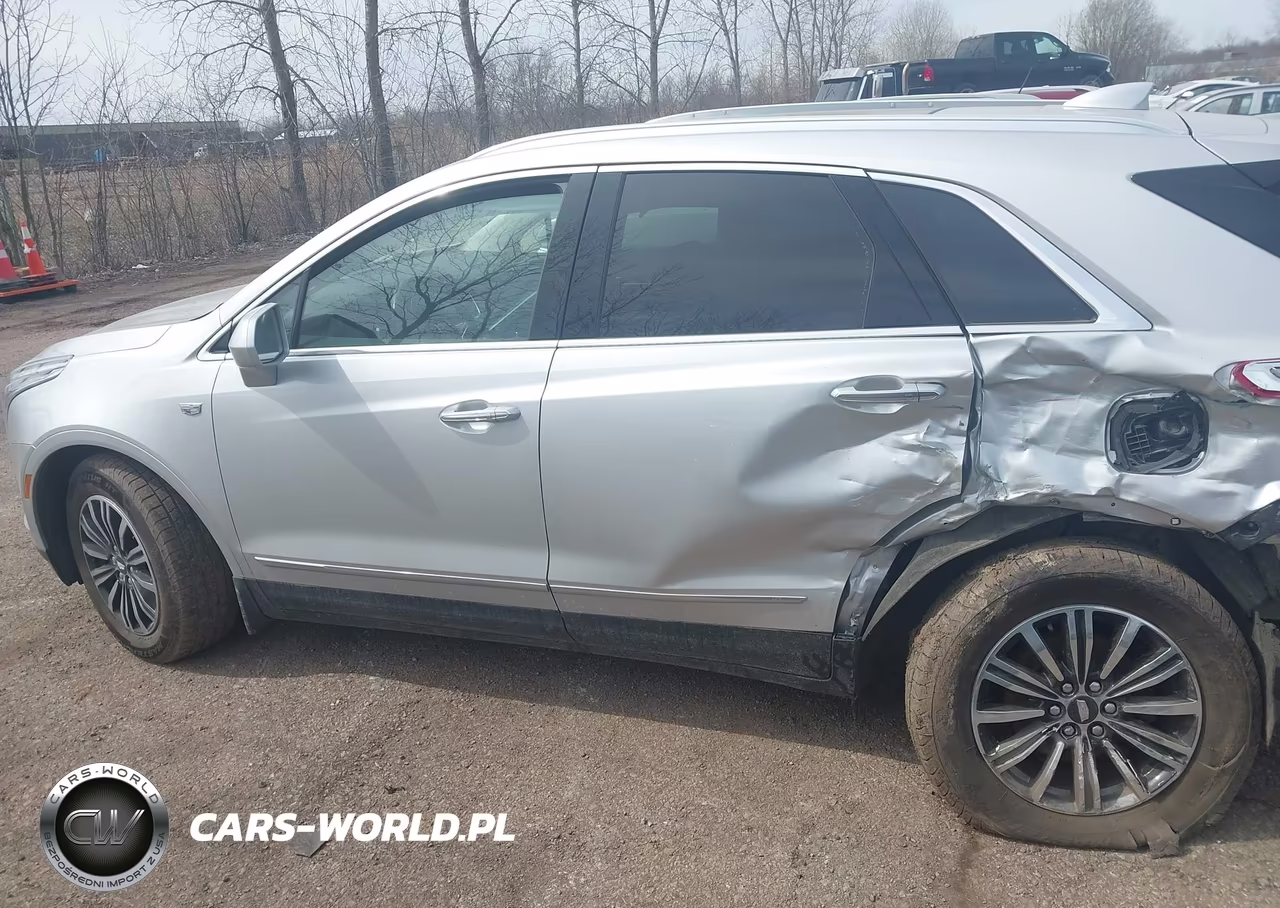 2017 Cadillac Xt5 Luxury VIN:1GYKNBRS8HZ303099 - 14