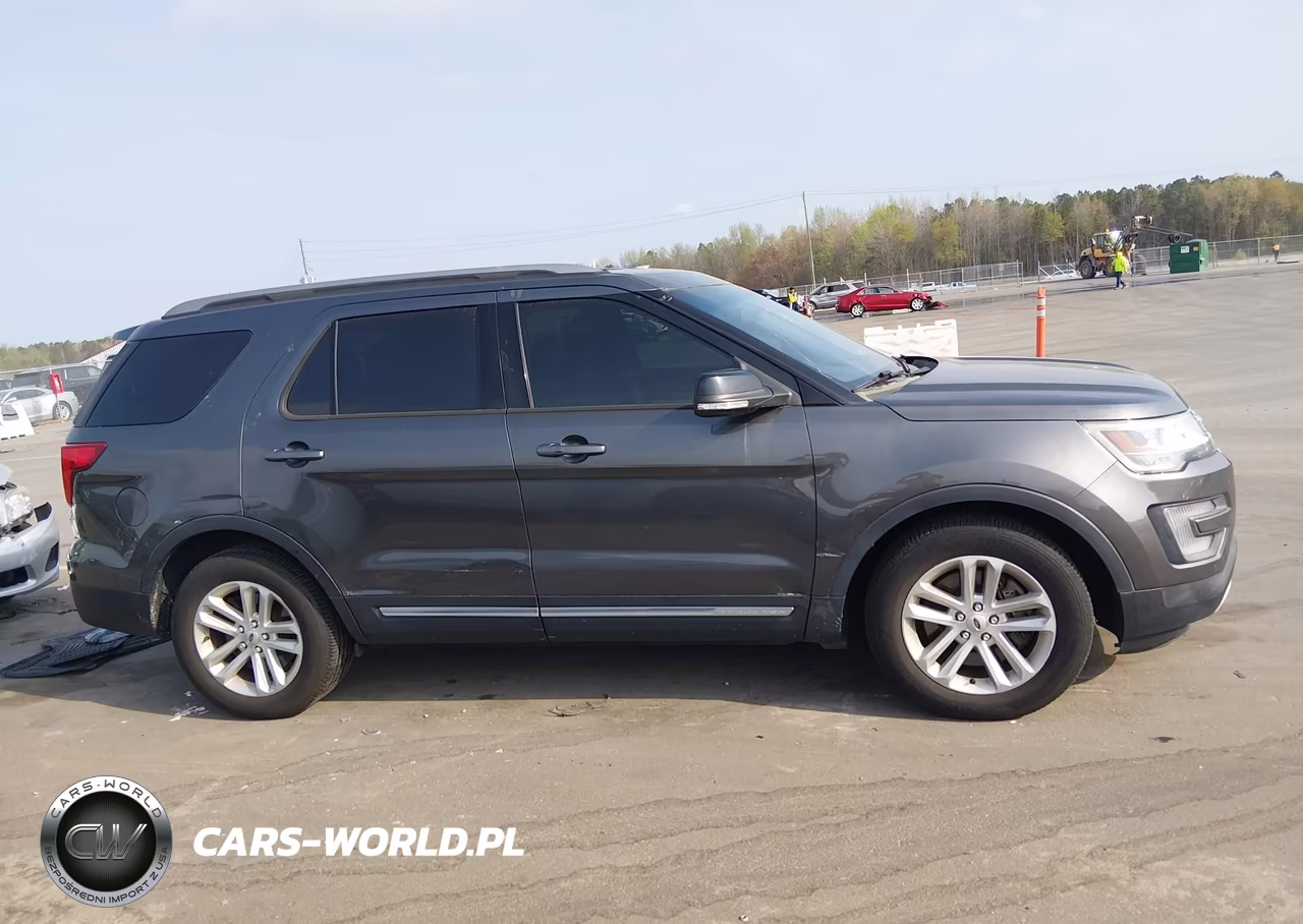 2017 Ford Explorer Xlt VIN:1FM5K7D86HGD97866 - 13