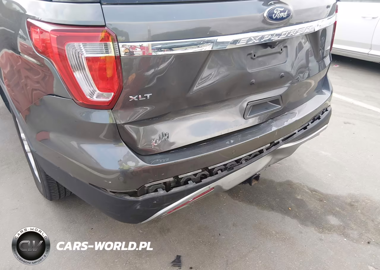 2017 Ford Explorer Xlt VIN:1FM5K7D86HGD97866 - 6