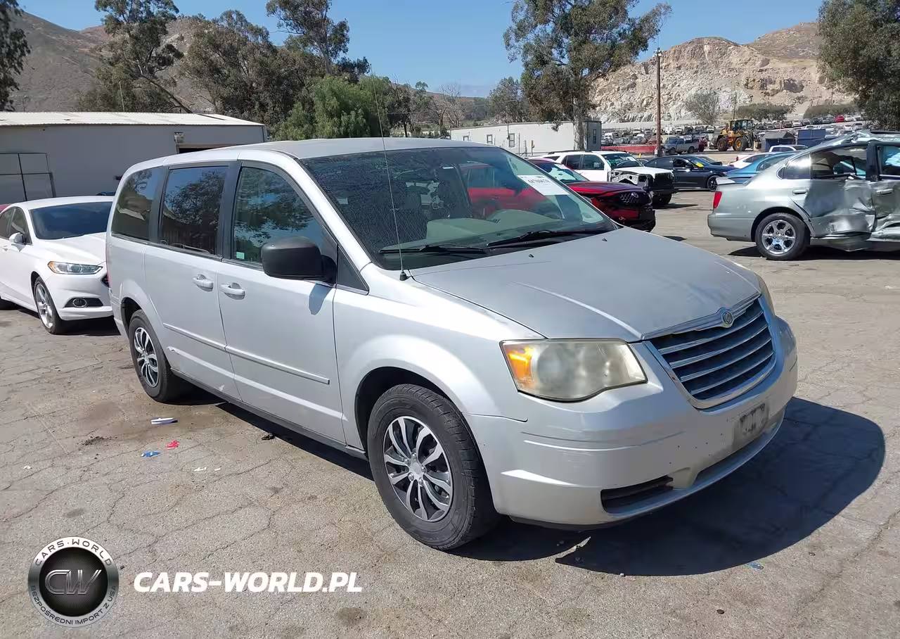 2009 Chrysler Town & Country Lx