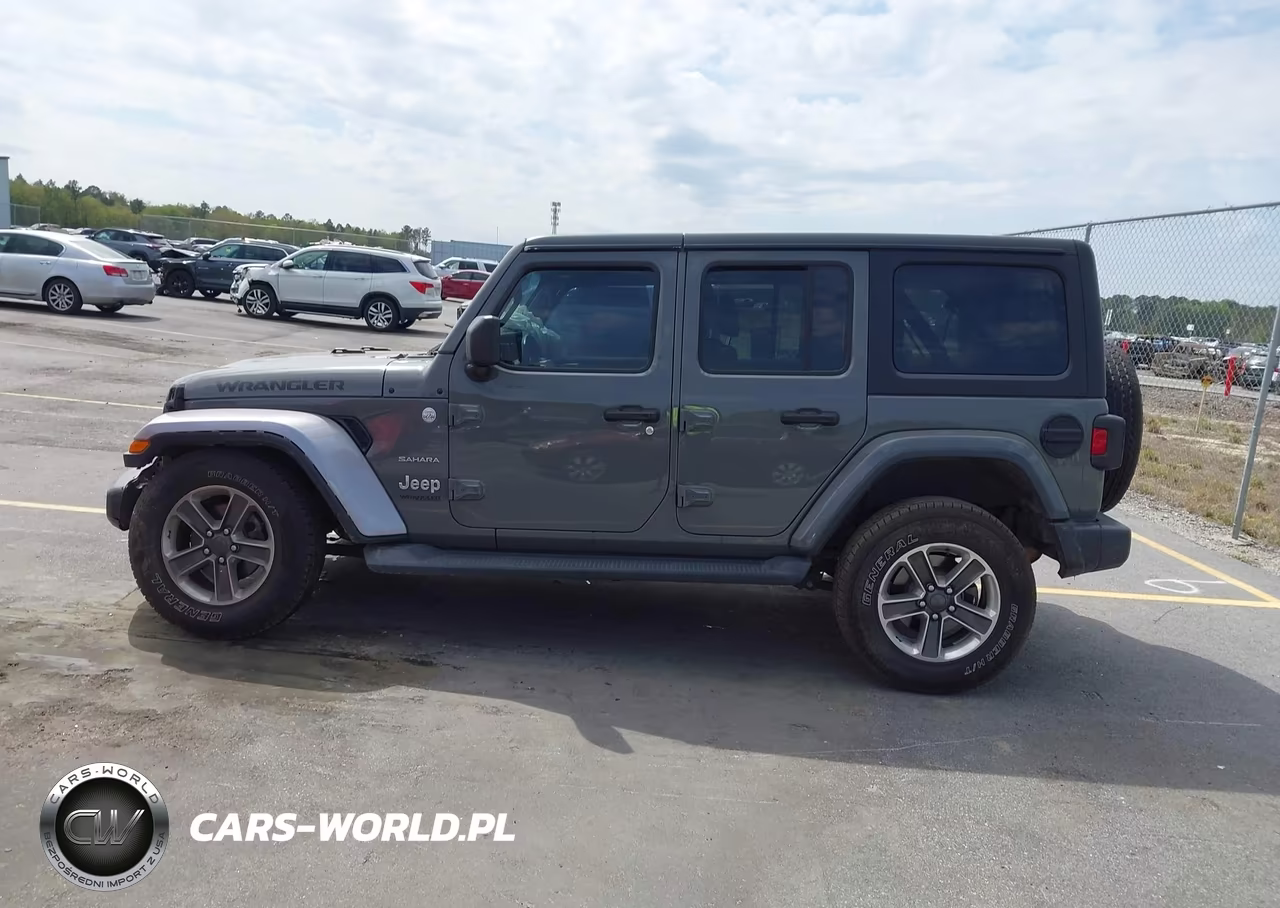 2021 Jeep Wrangler Unlimited Sahara 4X4 VIN:1C4HJXEN3MW679388 - 14