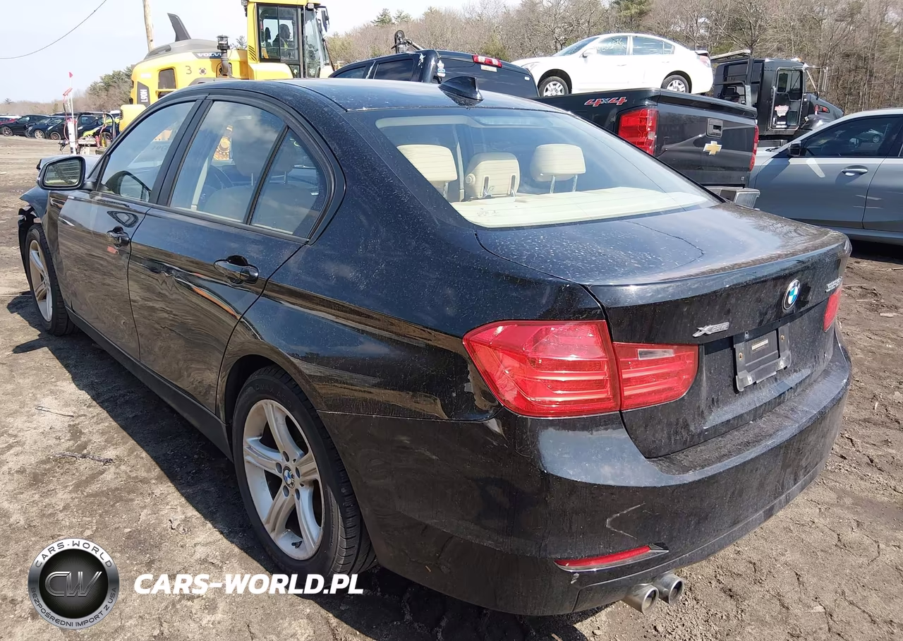 2015 BMW 328I xDrive VIN:WBA3B5G5XFNS17523 - 3