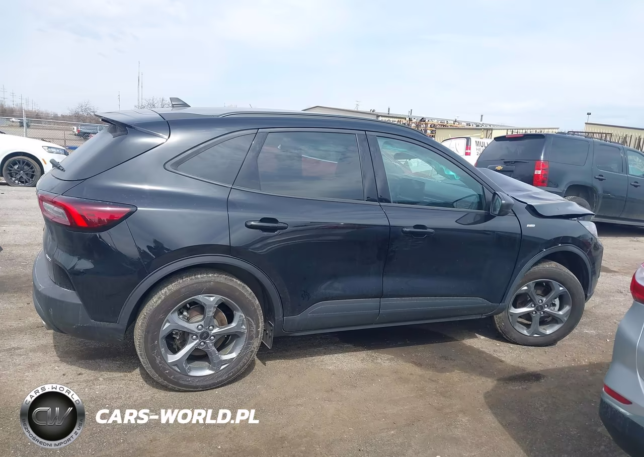 2025 Ford Escape St-Line VIN:1FMCU9MN6SUA21129 - 13