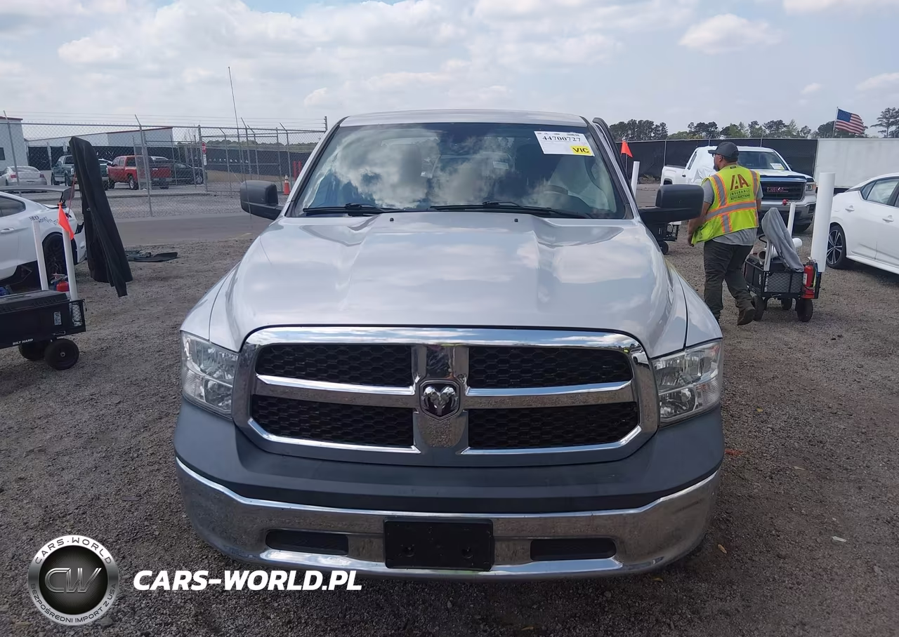 2018 Ram 1500 VIN:1C6RR6FG4JS299378 - 12