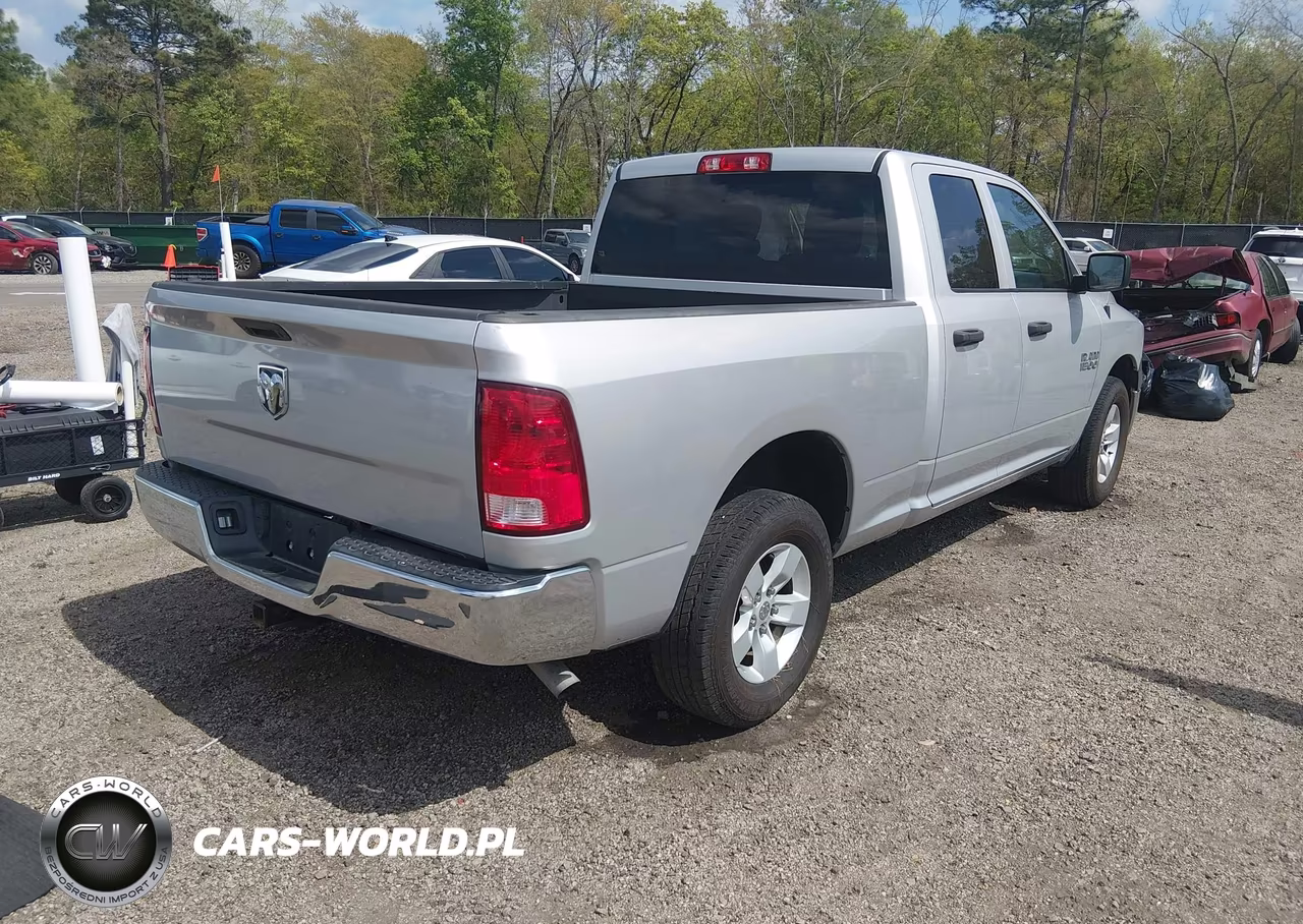 2018 Ram 1500 VIN:1C6RR6FG4JS299378 - 4