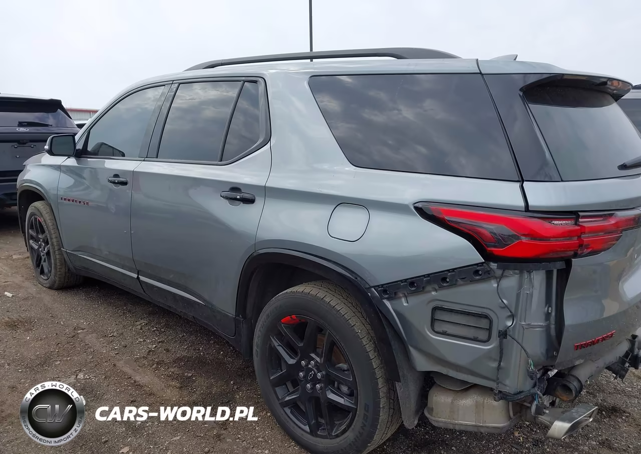 2023 Chevrolet Traverse Fwd Premier VIN:1GNERKKW3PJ333152 - 3