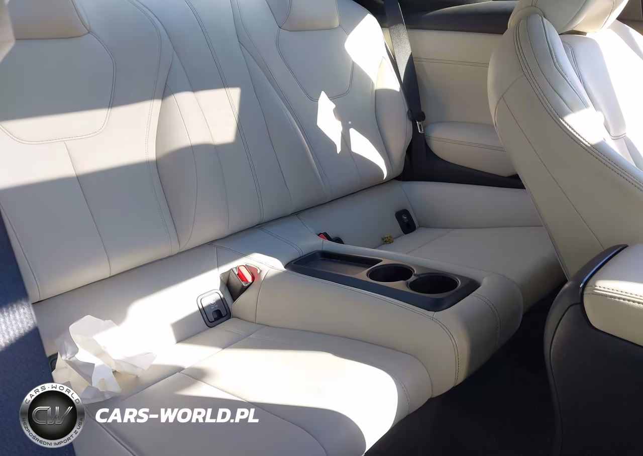 2017 Infiniti Q60 3.0T Premium VIN:JN1EV7EL8HM554347 - 8