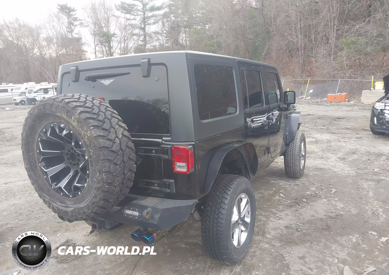 2016 Jeep Wrangler Unlimited Sport VIN:1C4BJWDG5GL178950 - 4