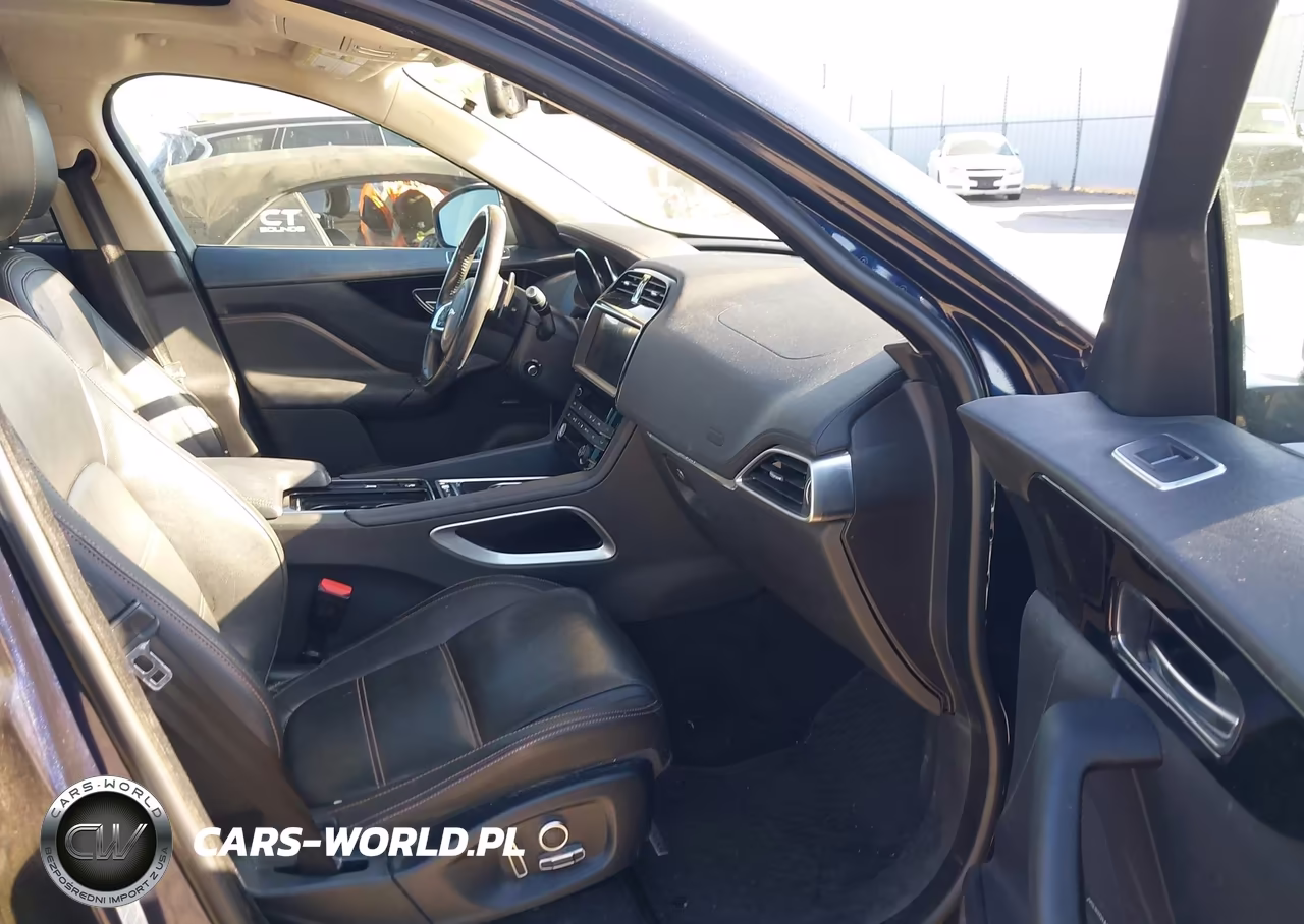 2019 Jaguar F-Pace 25T Prestige VIN:SADCK2FX1KA609980 - 5