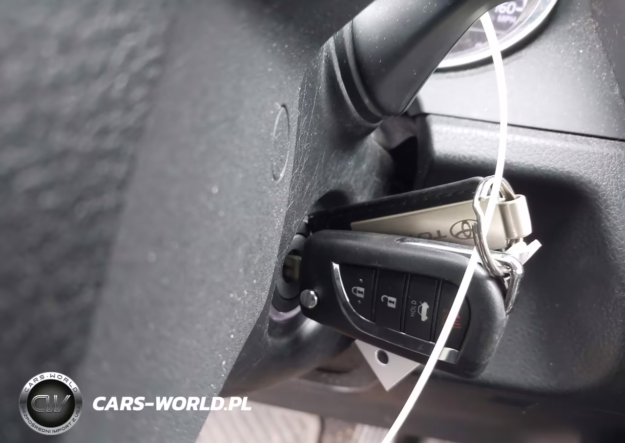 2019 Toyota Camry Le VIN:4T1B11HK2KU282621 - 11