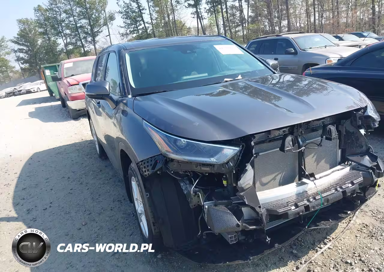 2021 Toyota Highlander Le