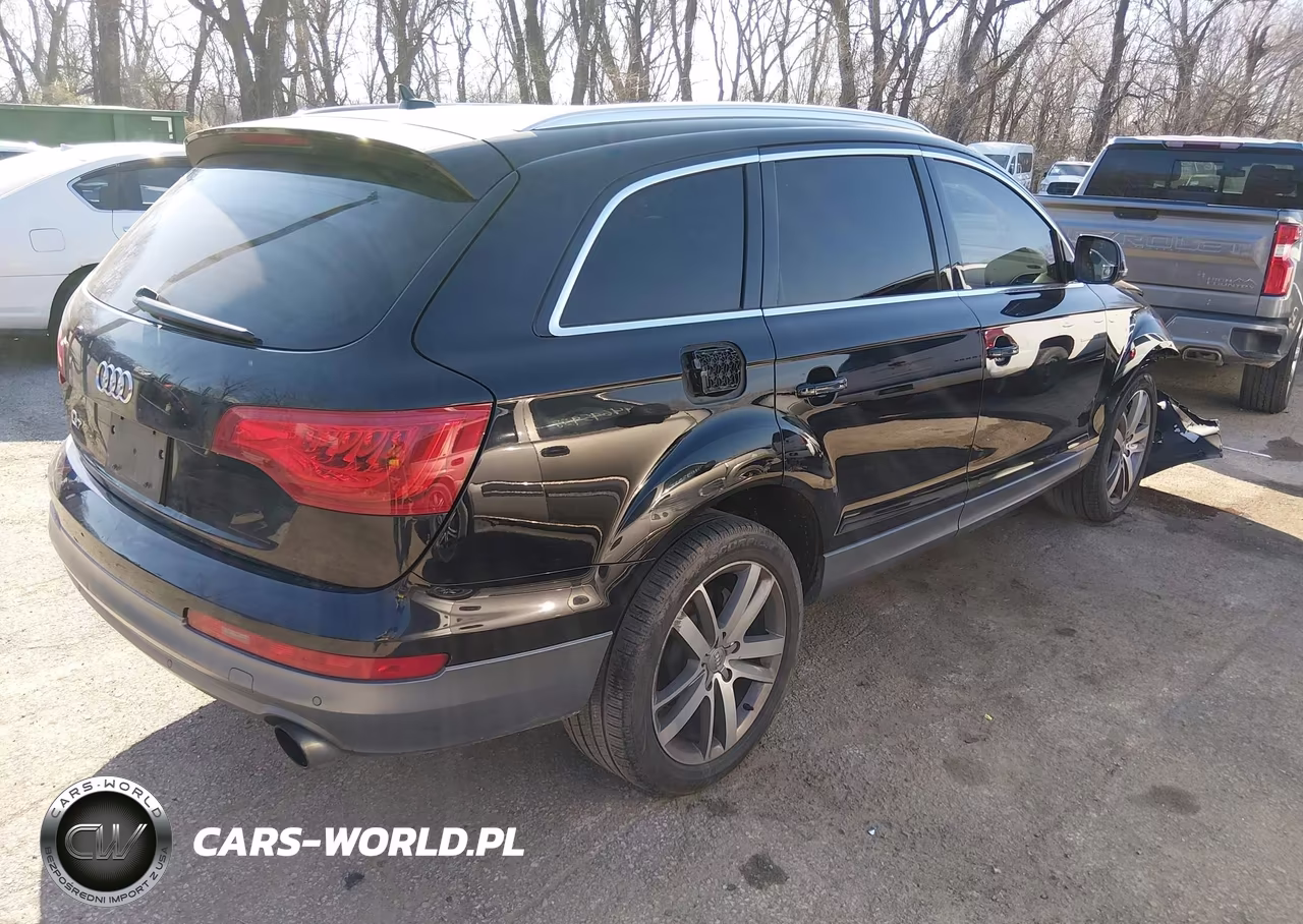 2013 Audi Q7 3.0T Premium VIN:WA1LGAFE8DD014450 - 4