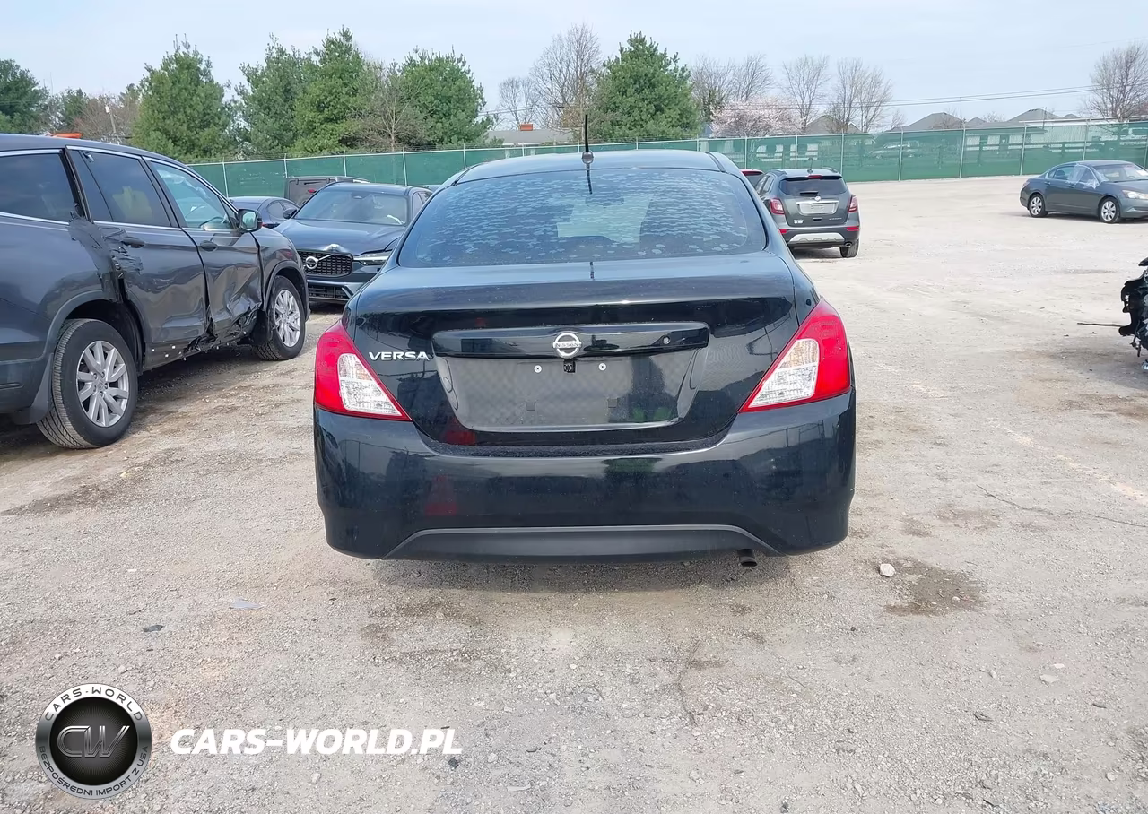 2018 Nissan Versa 1.6 S VIN:3N1CN7AP5JL816745 - 17