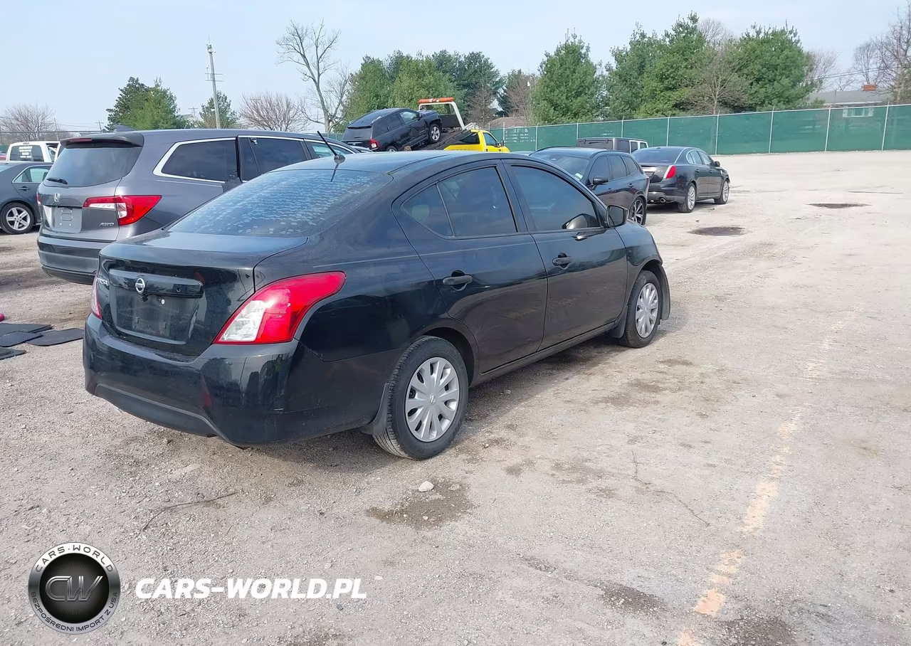 2018 Nissan Versa 1.6 S VIN:3N1CN7AP5JL816745 - 4