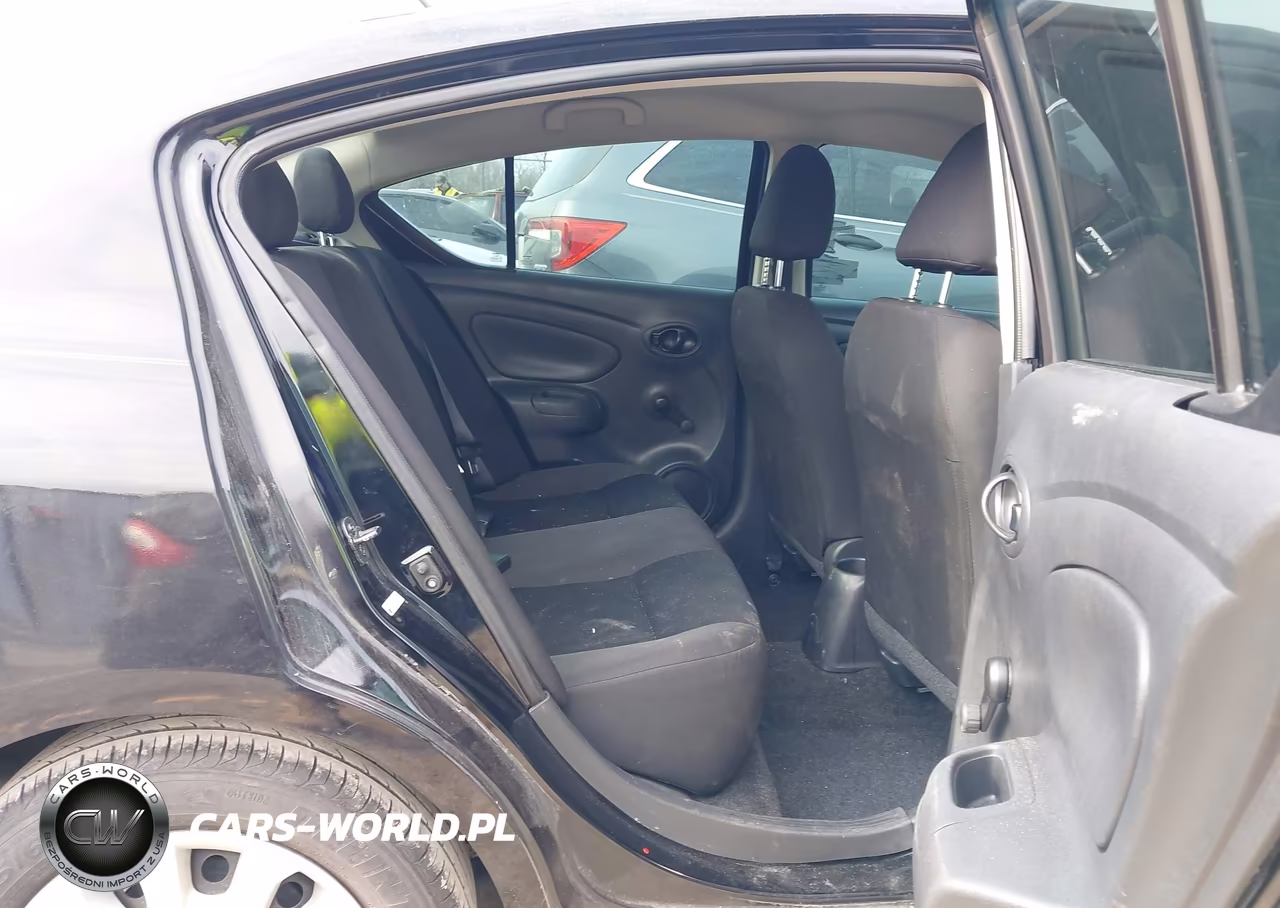 2018 Nissan Versa 1.6 S VIN:3N1CN7AP5JL816745 - 8
