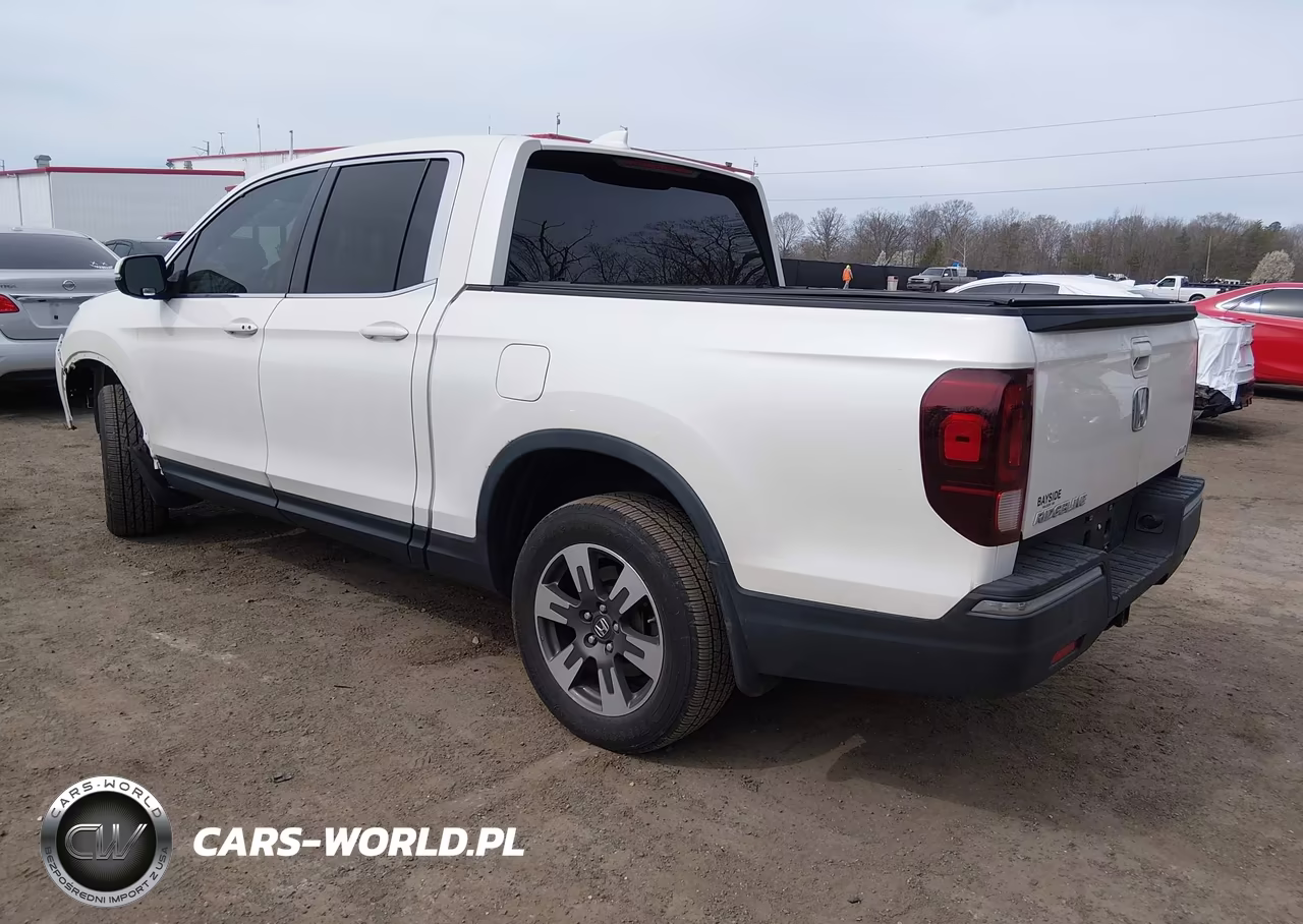2017 Honda Ridgeline Rtl-T VIN:5FPYK3F63HB026025 - 3