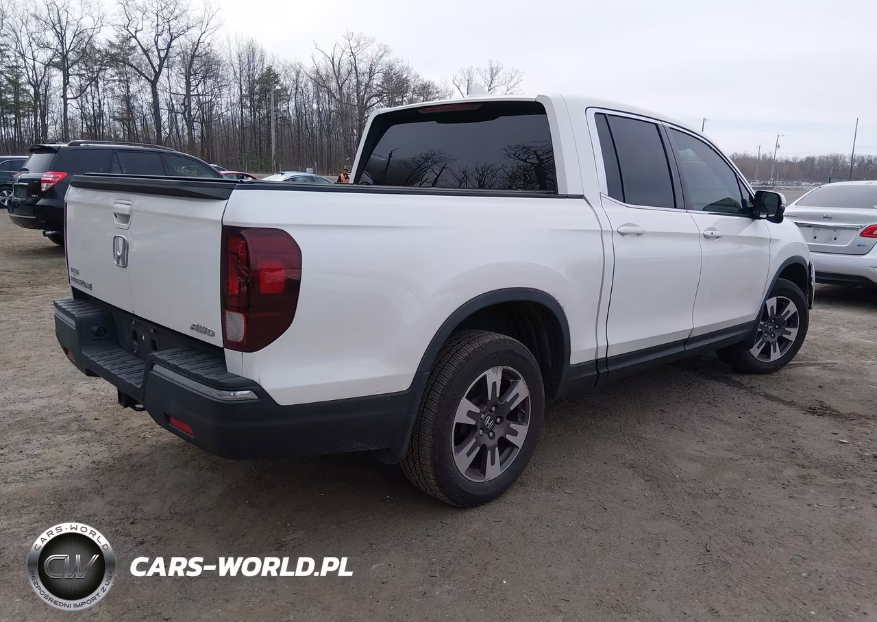 2017 Honda Ridgeline Rtl-T VIN:5FPYK3F63HB026025 - 4