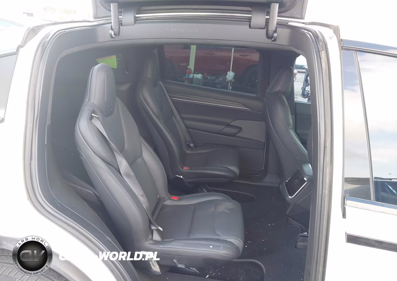 2024 Tesla Model X Long Range VIN:7SAXCBE58RF448784 - 8