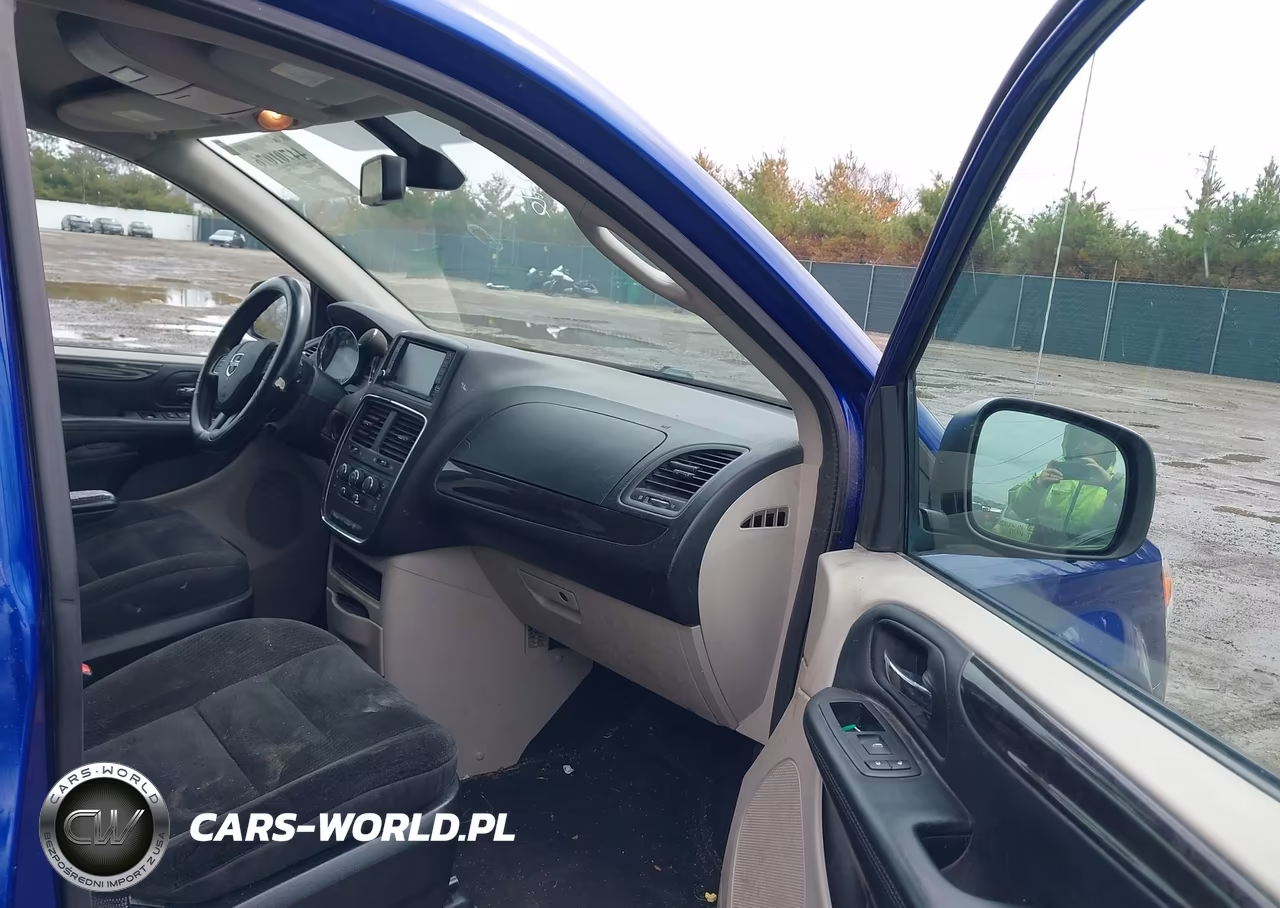 2019 Dodge Grand Caravan Se VIN:2C4RDGBG3KR615603 - 5