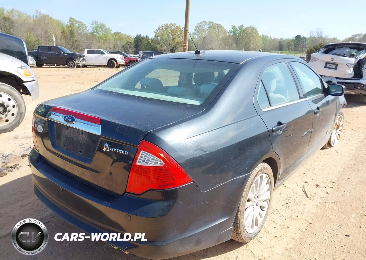 2010 Ford Fusion Hybrid VIN:3FADP0L30AR171583 - 4