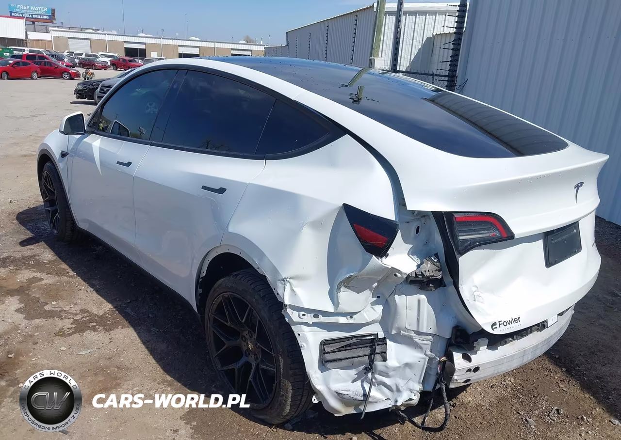 2023 Tesla Model Y Awd-Long Range Dual Motor All-Wheel Drive VIN:7SAYGDEE3PF706419 - 3
