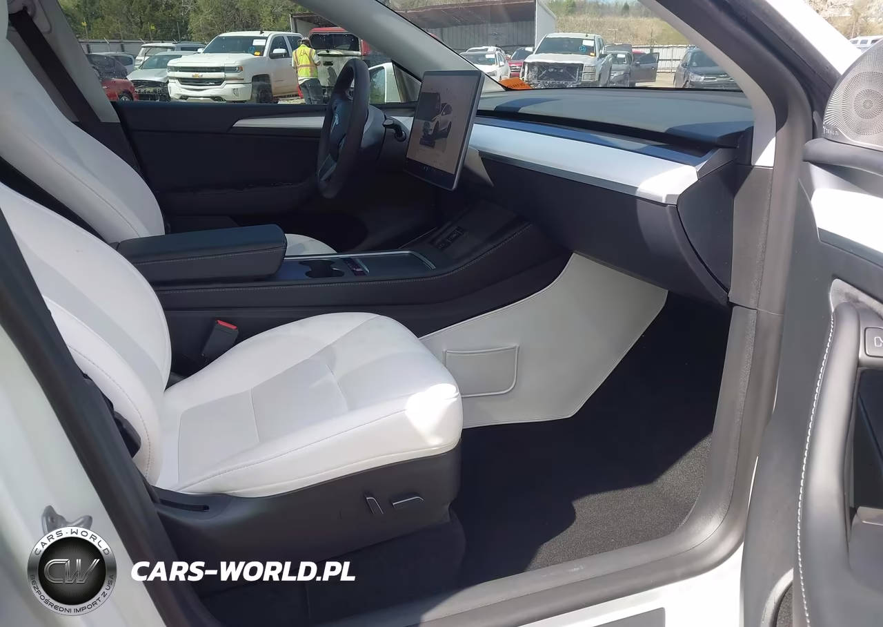 2023 Tesla Model Y Awd-Long Range Dual Motor All-Wheel Drive VIN:7SAYGDEE3PF706419 - 5