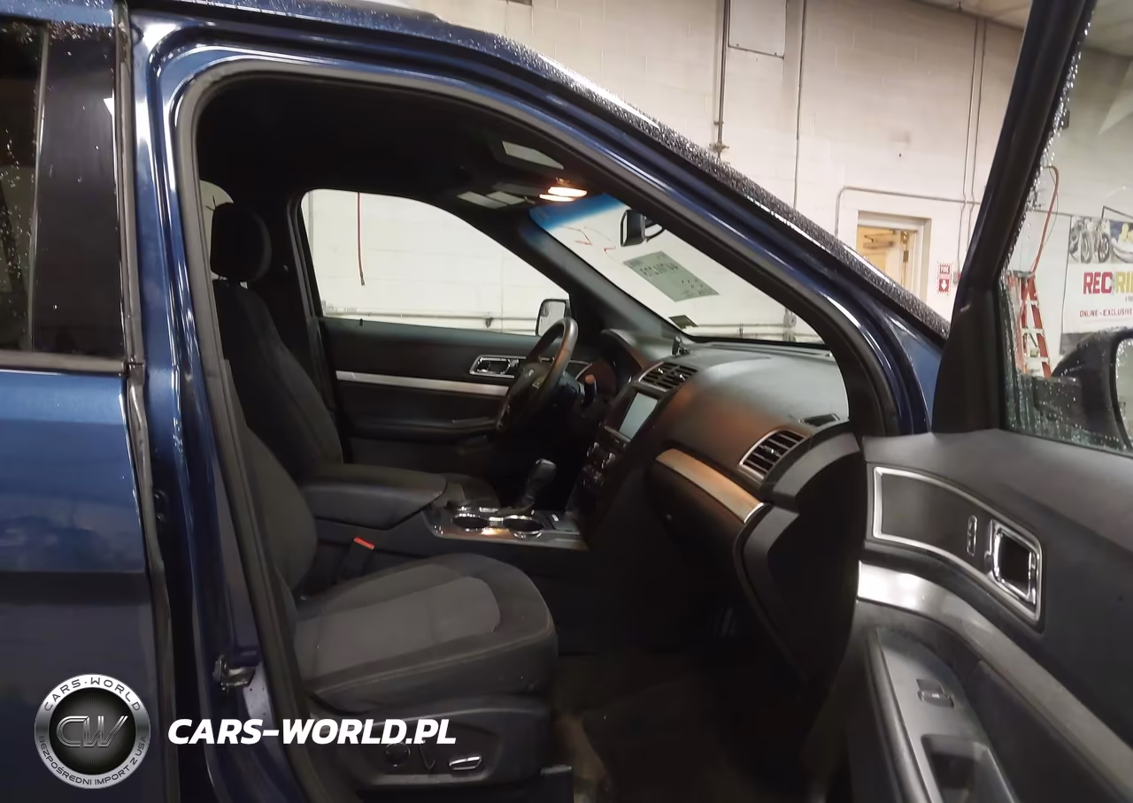 2016 Ford Explorer Xlt VIN:1FM5K8D83GGA31318 - 5