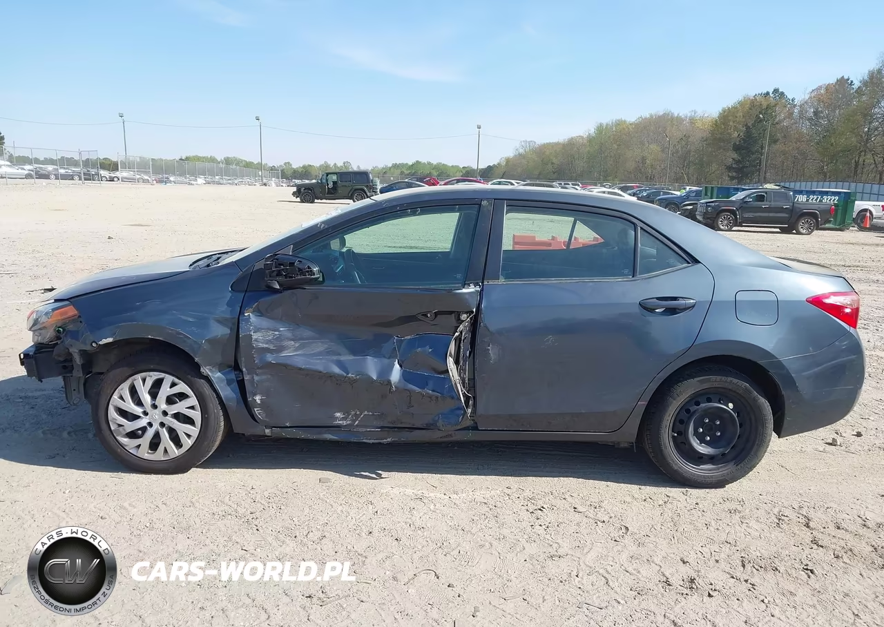 2019 Toyota Corolla Le VIN:5YFBURHEXKP876925 - 14