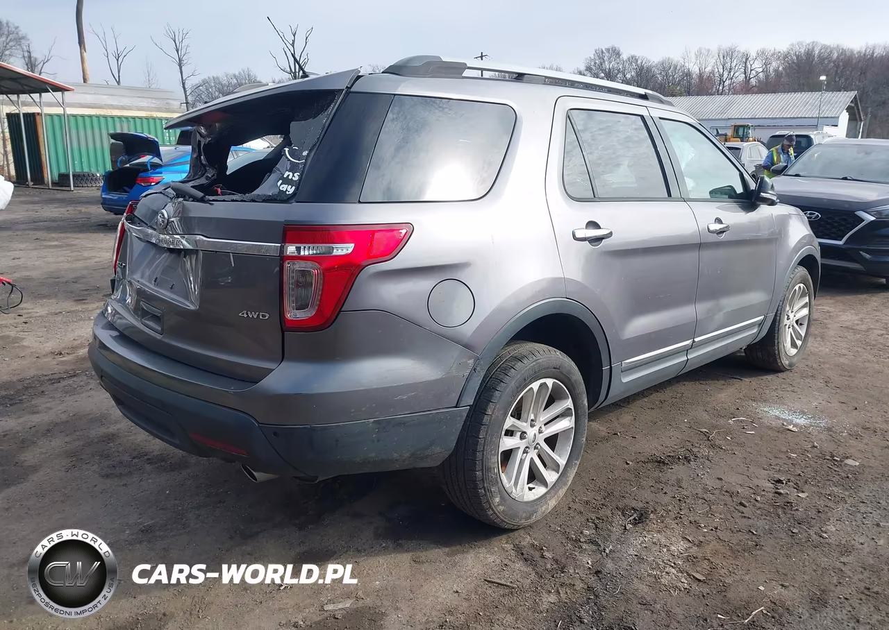 2014 Ford Explorer Xlt VIN:1FM5K8D83EGA30330 - 4