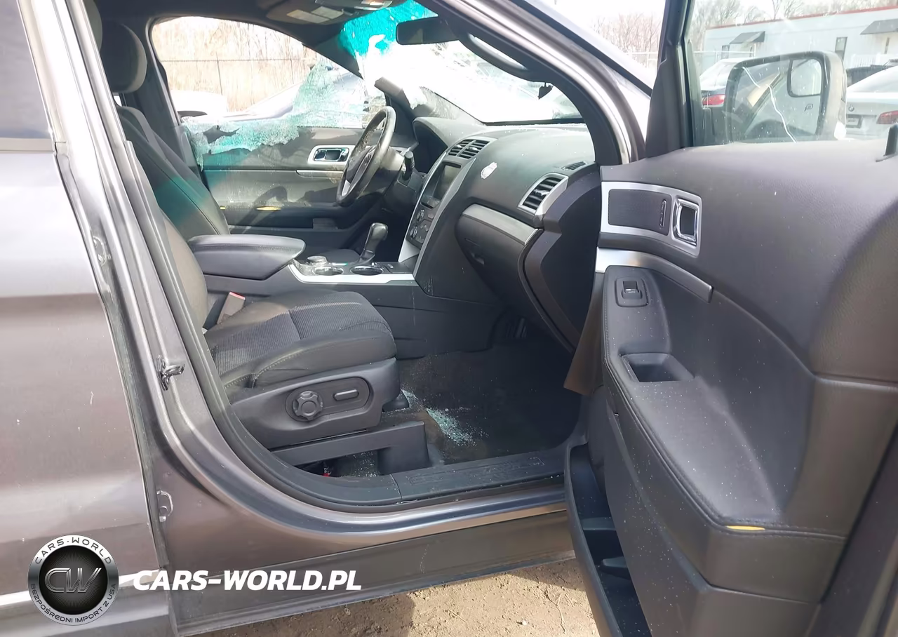 2014 Ford Explorer Xlt VIN:1FM5K8D83EGA30330 - 5