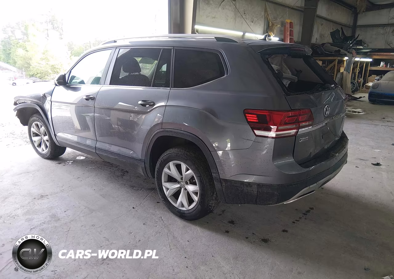 2018 Volkswagen Atlas 3.6L V6 S VIN:1V2AR2CA4JC536460 - 3