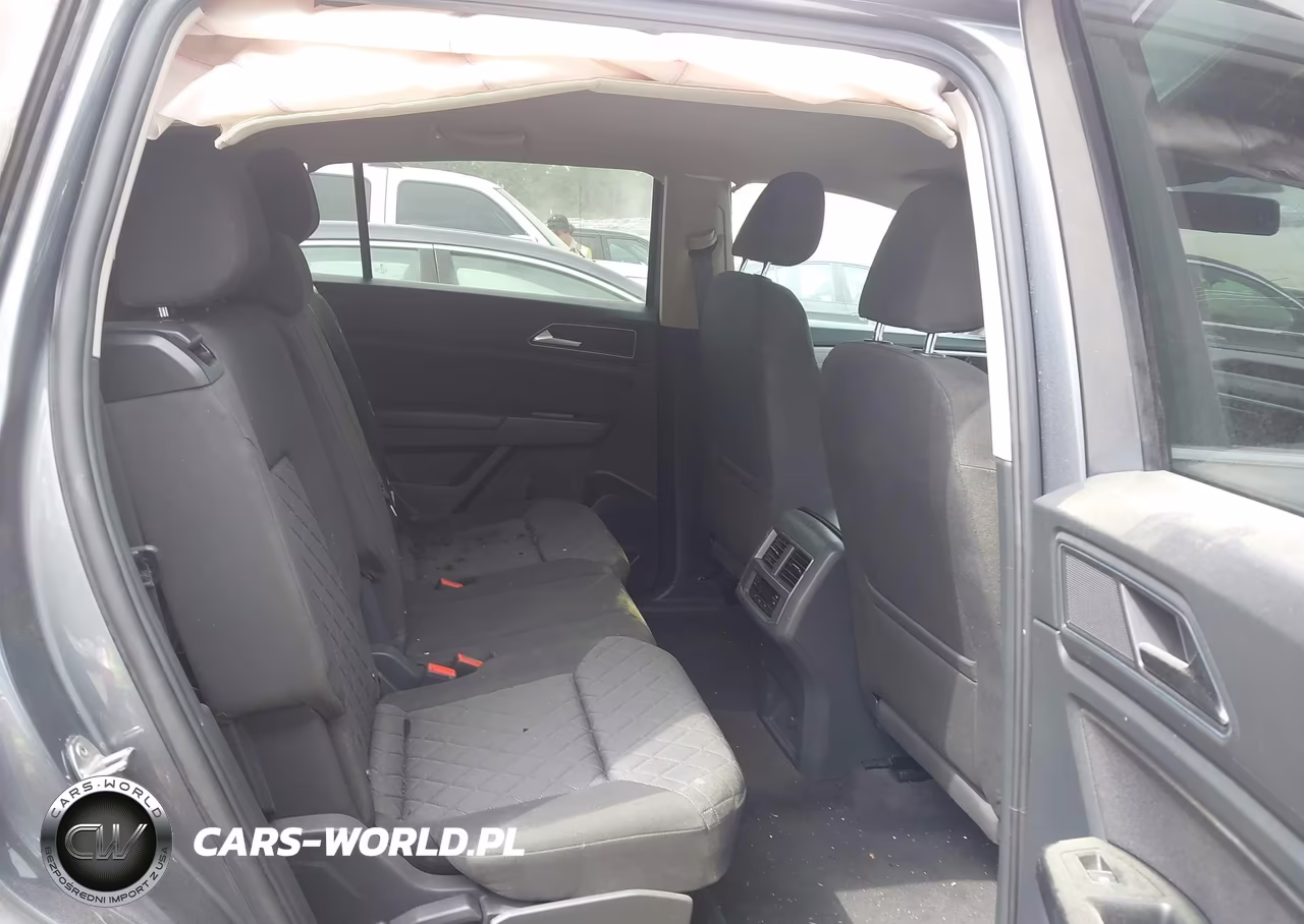 2018 Volkswagen Atlas 3.6L V6 S VIN:1V2AR2CA4JC536460 - 8