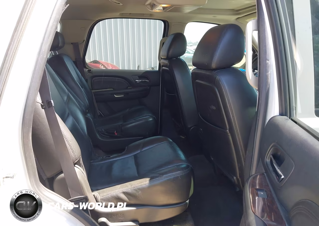 2009 GMC Yukon Denali VIN:1GKFK03249R271366 - 8
