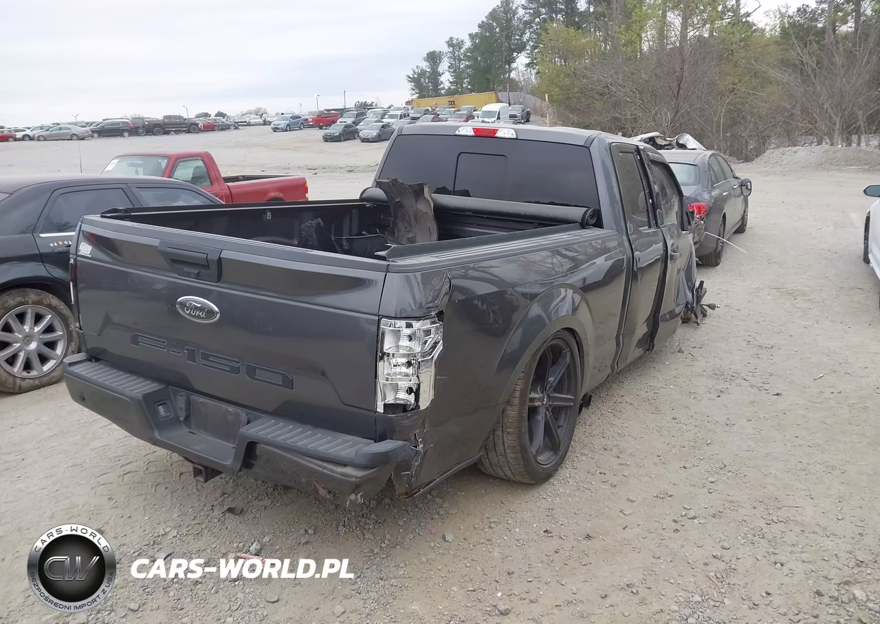 2018 Ford F-150 Xlt VIN:1FTEX1C59JKG09978 - 4
