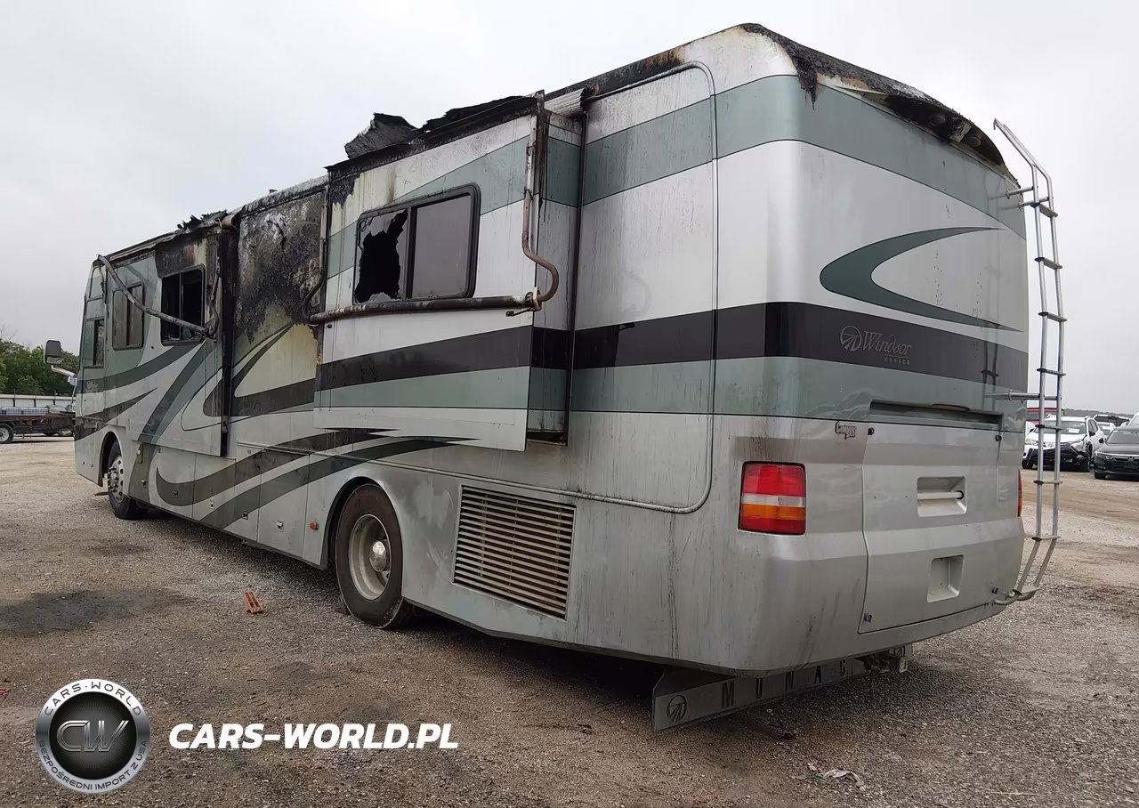 2002 Roadmaster Rail Monocoque VIN:1RF12464322020405 - 3