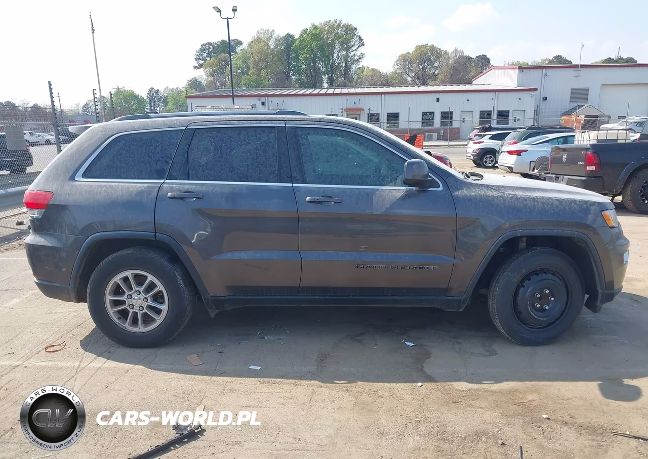 2019 Jeep Grand Cherokee Laredo E 4X2 VIN:1C4RJEAG1KC754569 - 13