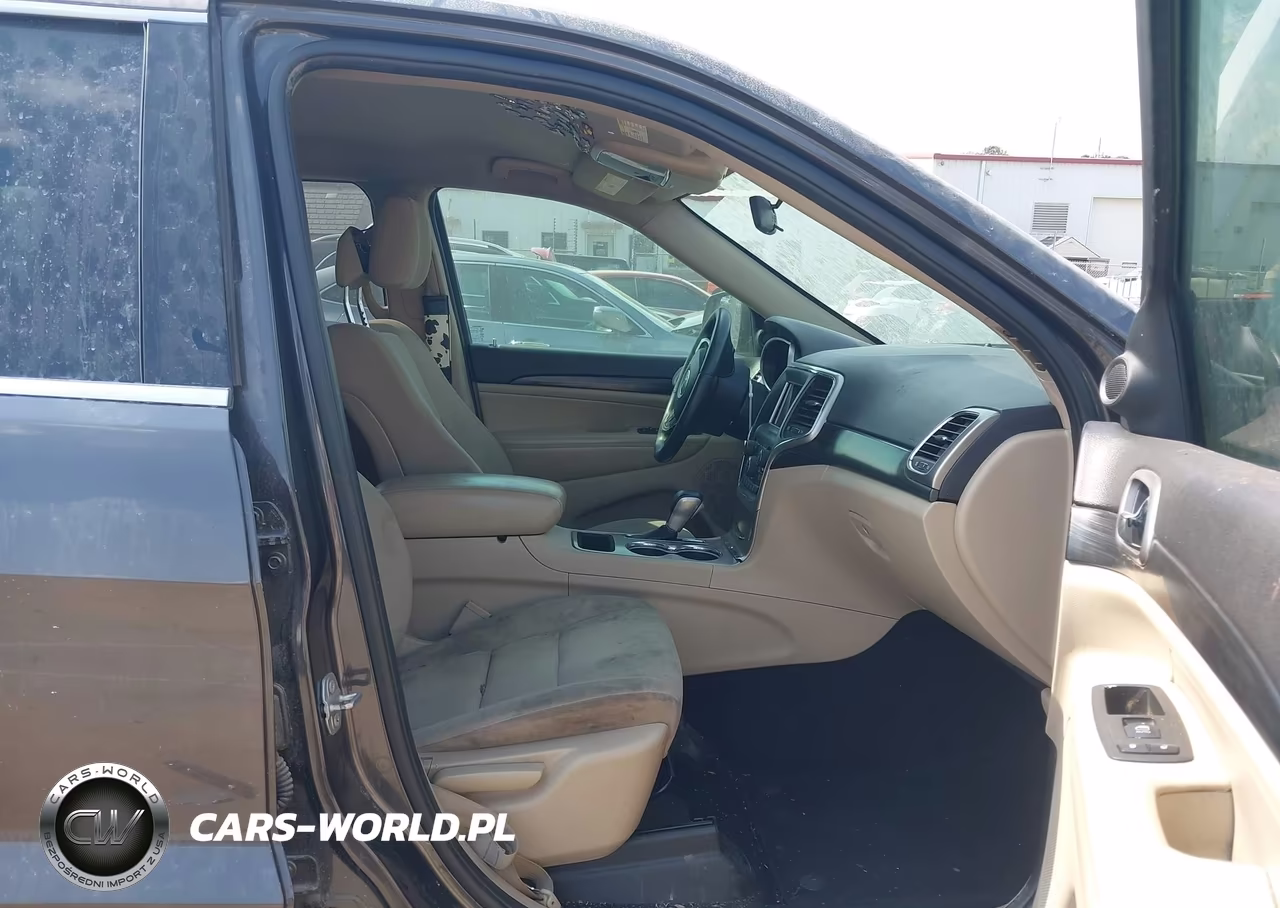 2019 Jeep Grand Cherokee Laredo E 4X2 VIN:1C4RJEAG1KC754569 - 5