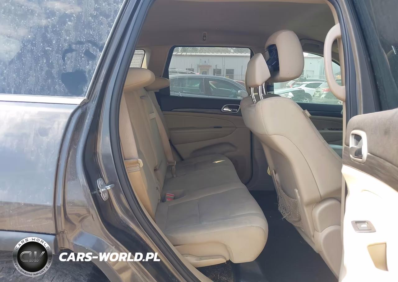 2019 Jeep Grand Cherokee Laredo E 4X2 VIN:1C4RJEAG1KC754569 - 8