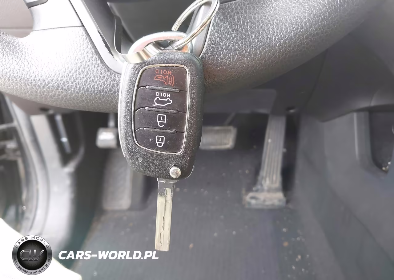 2017 Hyundai Santa Fe Sport 2.4L VIN:5NMZU3LB1HH008615 - 11