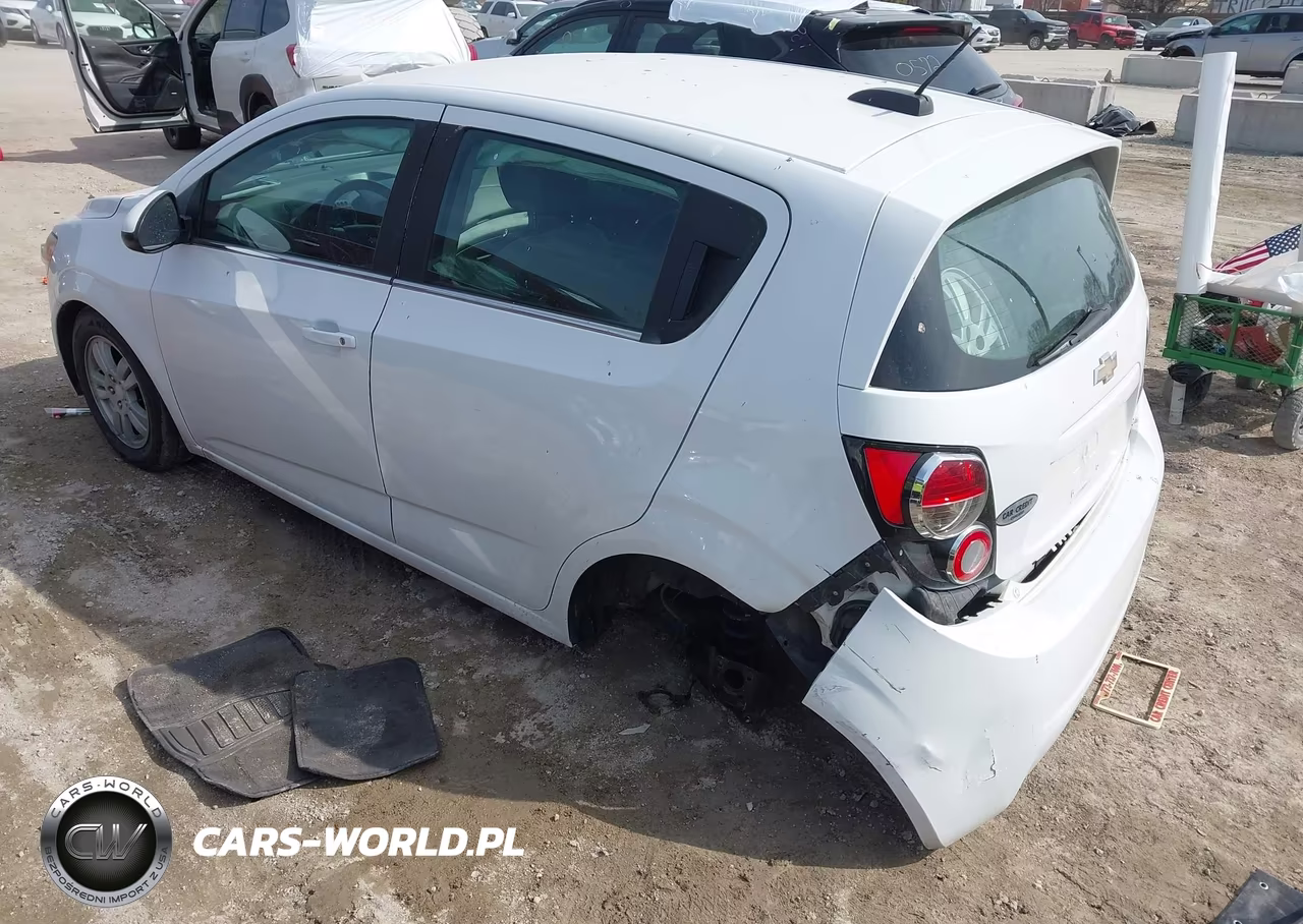 2015 Chevrolet Sonic Lt Auto VIN:1G1JC6SH4F4160880 - 3