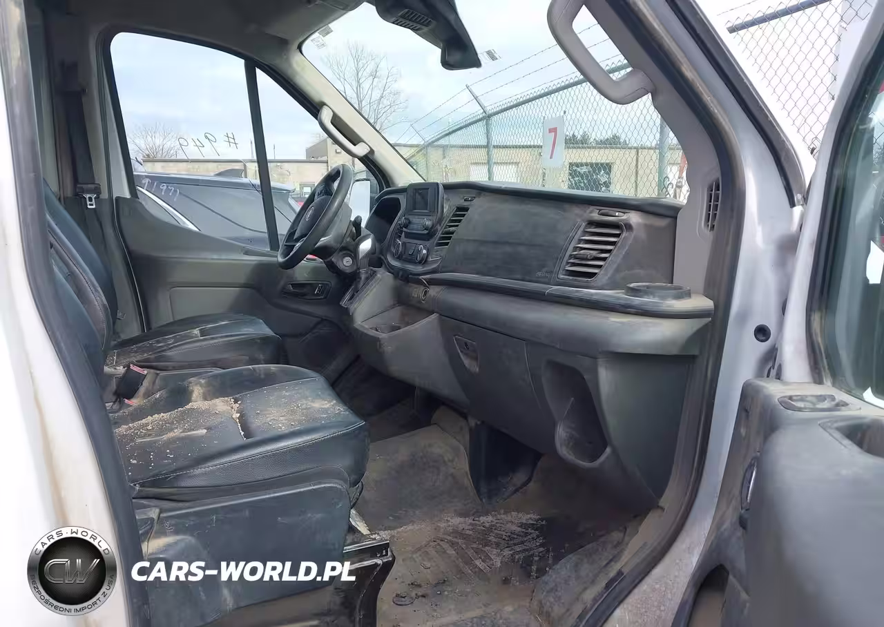 2022 Ford Transit-250 Cargo Van