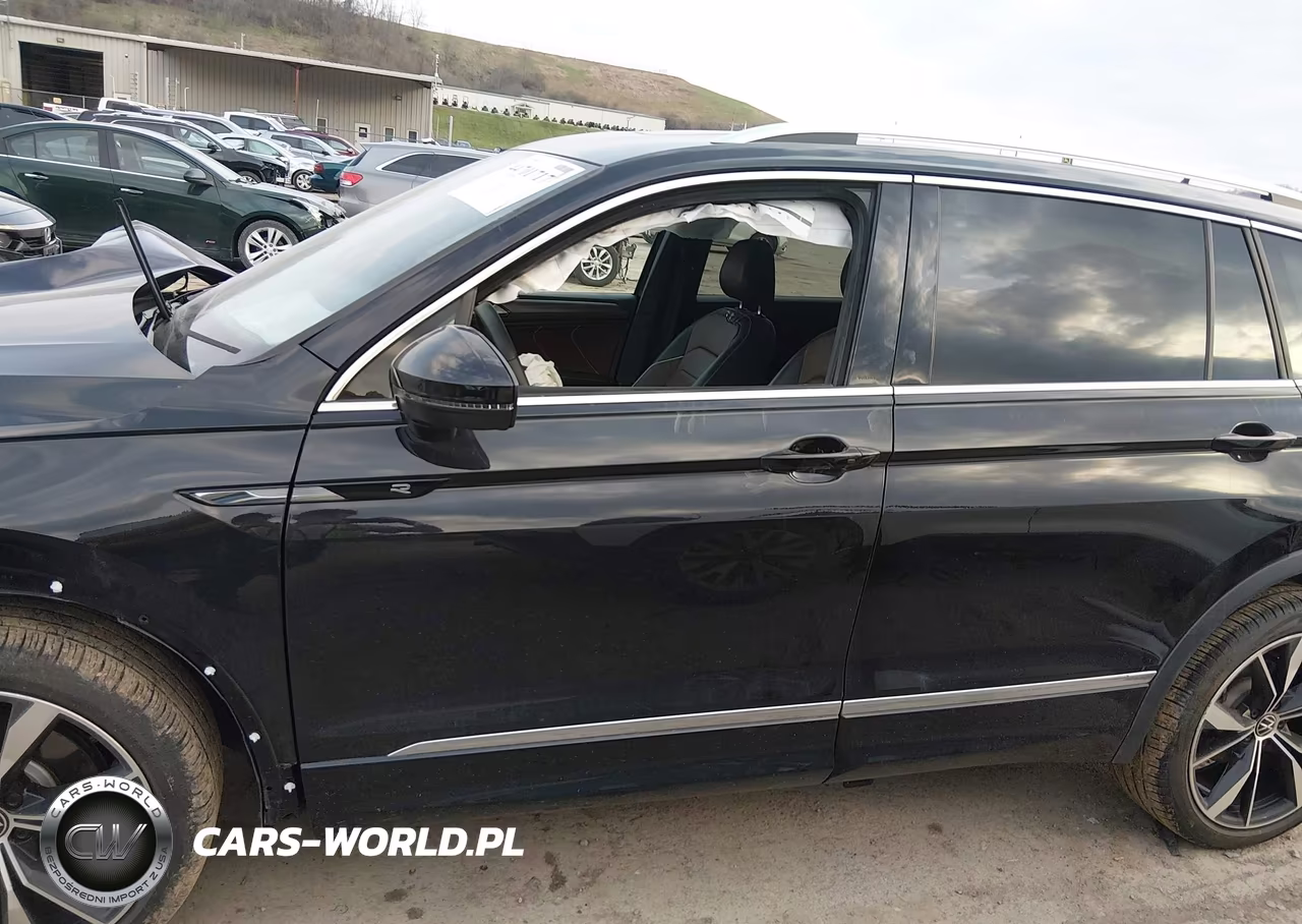 2024 Volkswagen Tiguan 2.0T Sel R-Line VIN:3VV4B7AX4RM072640 - 15