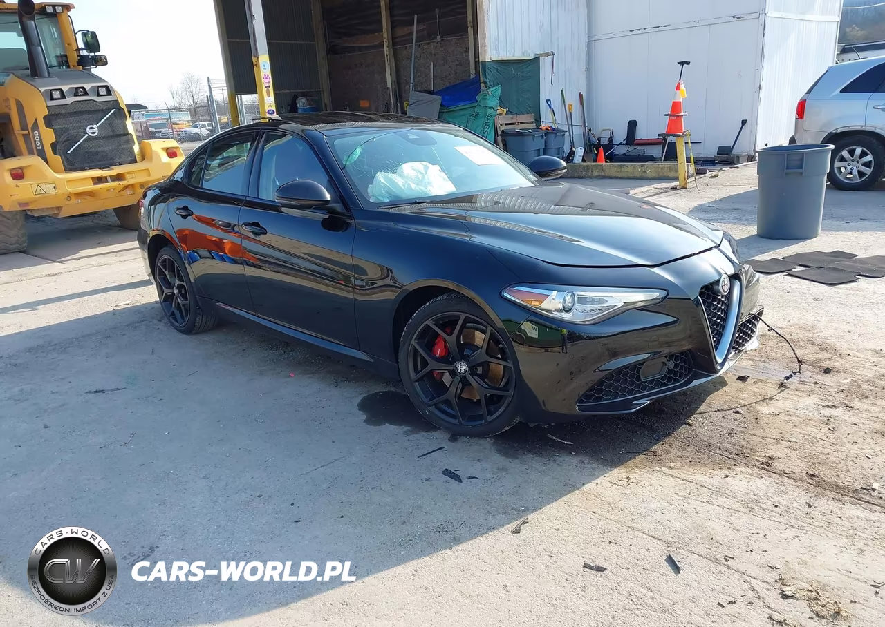 2021 Alfa Romeo Giulia Ti Awd
